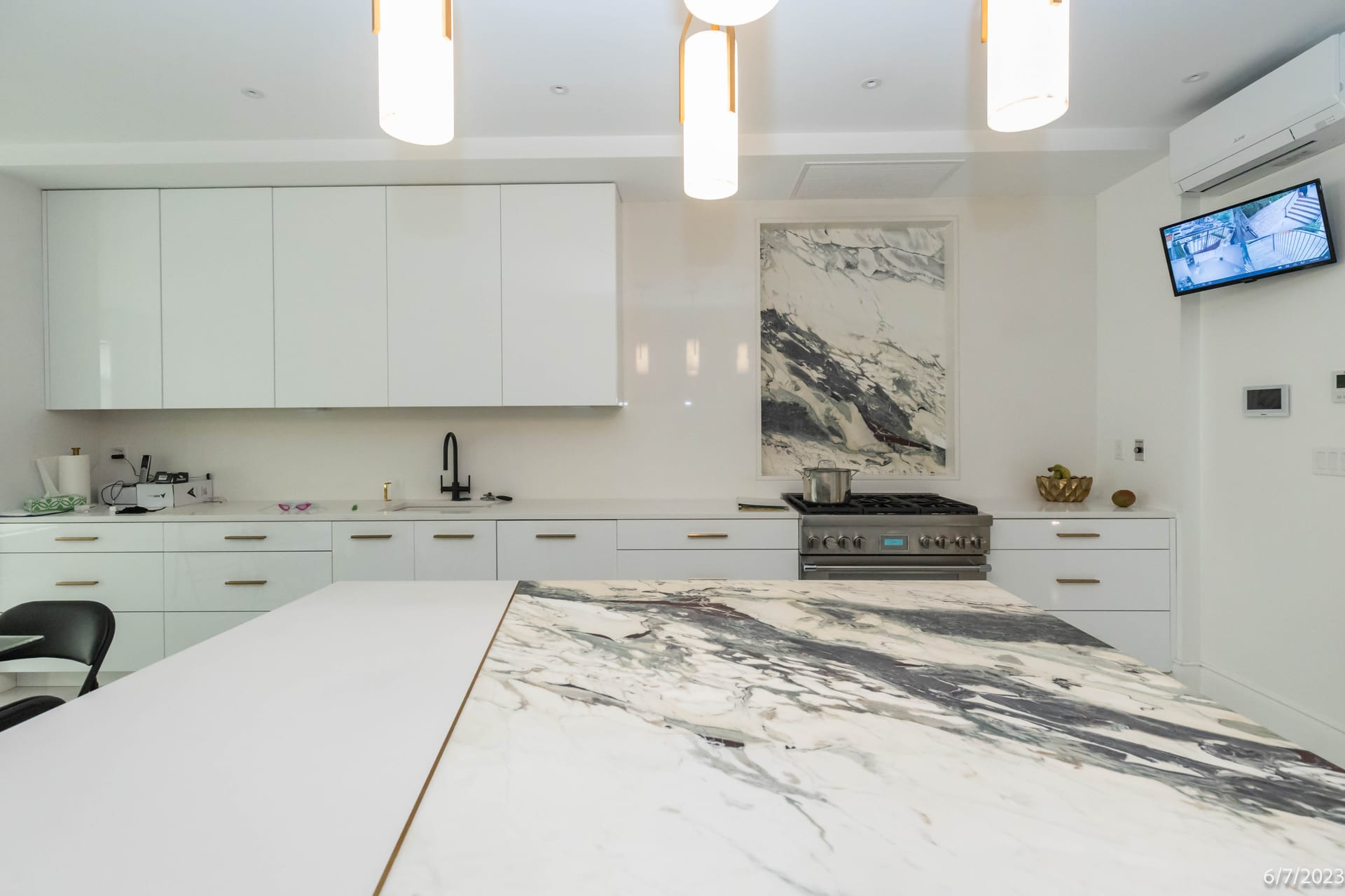 Kitchen and countertop existing-condition baseline captured in an OpenDoors360 pre-construction survey in New York City.